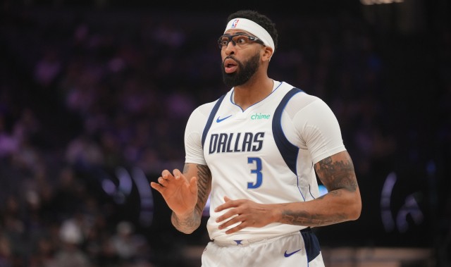 天博体育服务-猛龙是浓眉交易领跑球队 可提供巴雷特并搭配奎克利或珀尔特尔