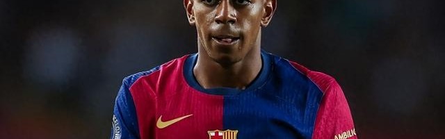 亚马尔愤怒原因曝光：不满55岁巴萨助教多嘴！两人隔空抱怨|巴塞罗那|罗伯特·莱万多夫斯基|德拉富恩特|拉米内·亚马尔|马德里竞技_新浪体育_新浪新闻